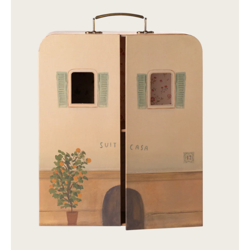 Maison SuitCasa, Petite sœur et petit frère souris