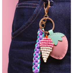 Kit Bag Charm Canette Pshiiit - Strawberry Milk