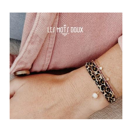 BRACELET BRELOQUE PERLE LEOPARD DORE