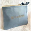 Pochette Jolie Maman bleu nuage
