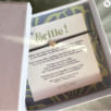 BRACELET BRELOQUE BRILLE PRUNE OR